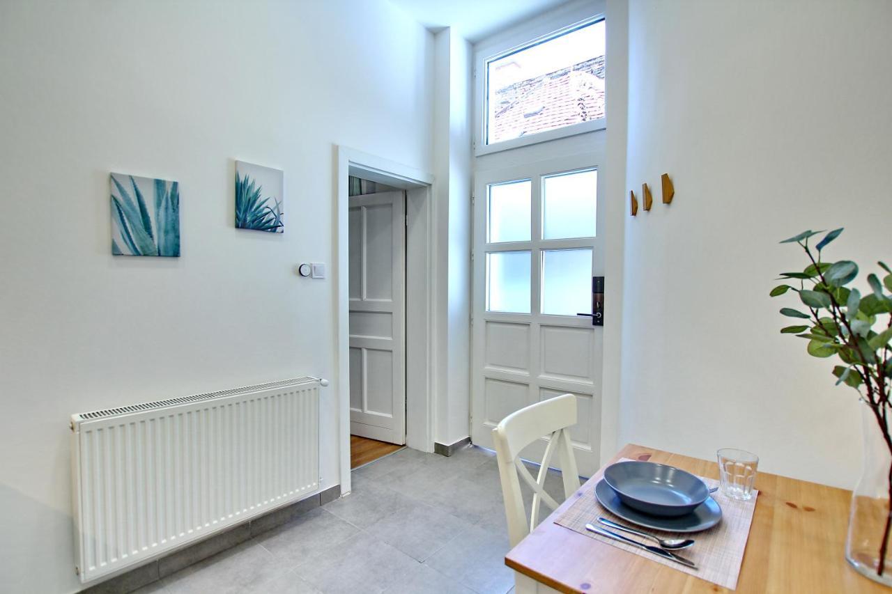 Cozy Apartment In The Heart Of Budapest Eksteriør bilde